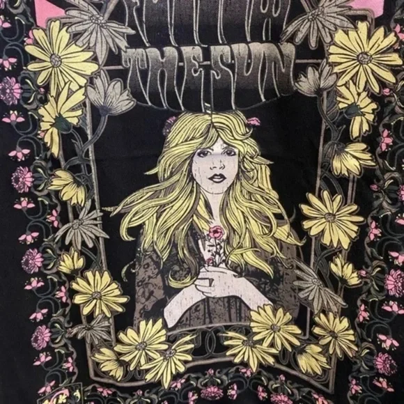 SOLD OUT Stevie Nicks Follow the Sun Graphic Band T-Shirt - Picture 6 of 6